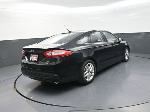 Used 2016 Ford Fusion SE image 7