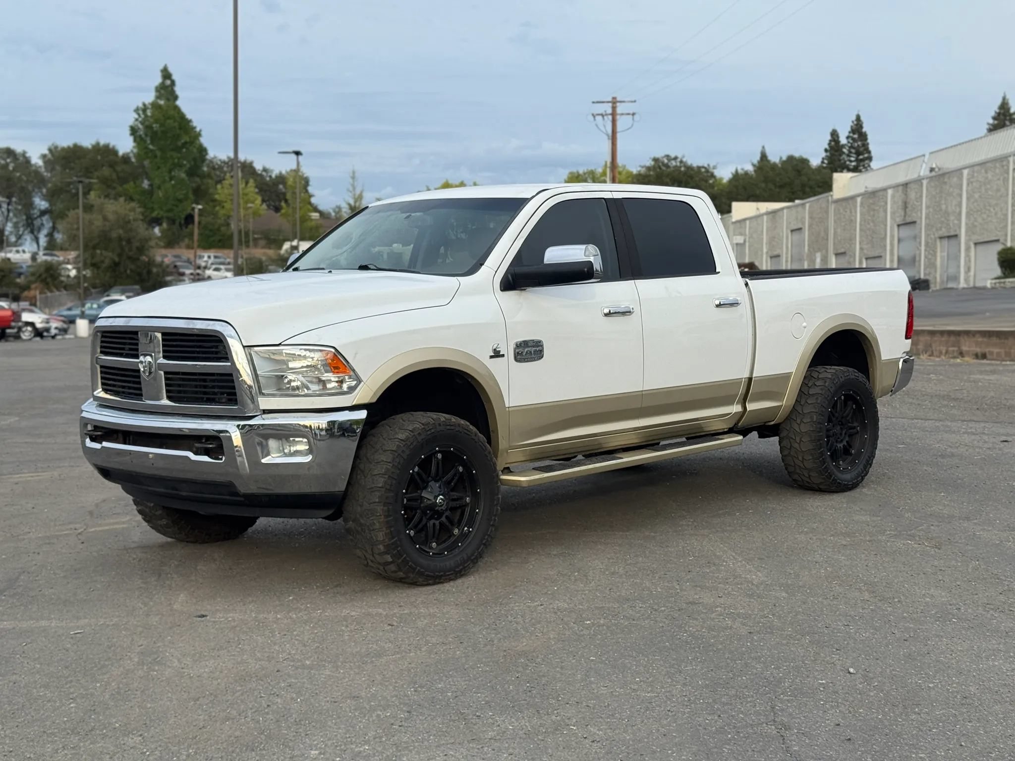Used 2012 RAM 2500 Longhorn w/ Protection Group AWD/4WD image 2