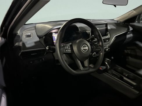 Used 2025 Nissan Altima 2.5 S image 19