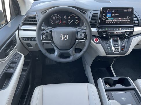 New 2026 Honda Odyssey EX-L image 12