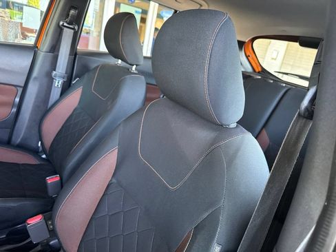 Used 2019 Nissan Kicks SR FWD image 24