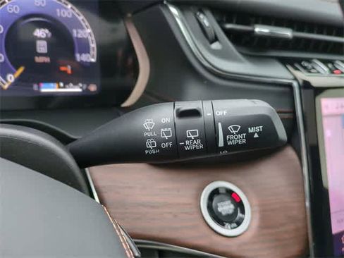 New 2025 Jeep Grand Cherokee Summit image 27