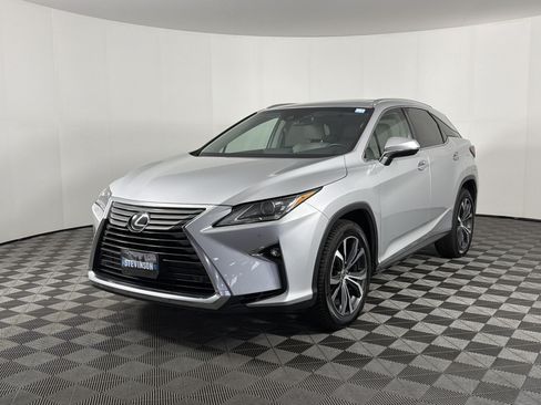 Used 2017 Lexus RX 350 AWD w/ Premium Package image 3