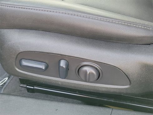 Used 2024 Chevrolet Malibu LT image 17