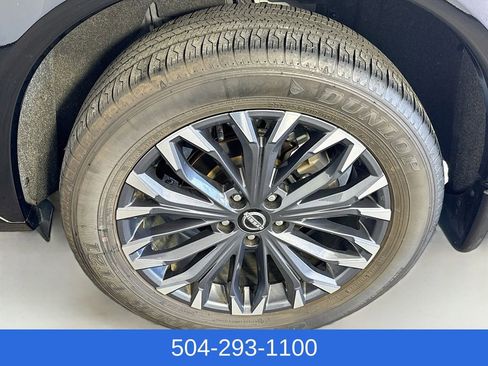 Used 2025 Nissan Rogue Platinum FWD image 34