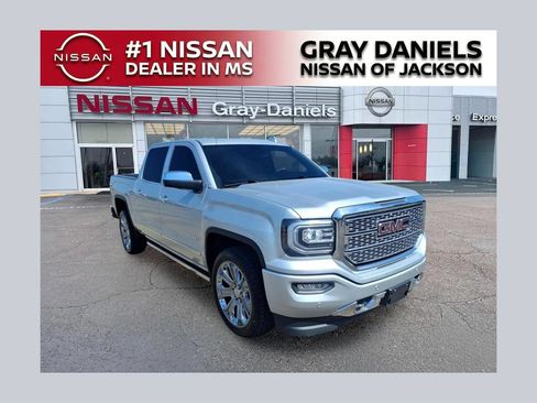 Used 2018 GMC Sierra 1500 Denali w/ Denali Ultimate Package AWD/4WD image 1