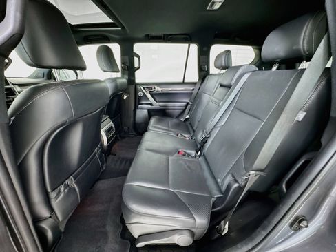 Used 2022 Lexus GX 460 Luxury w/ Off Road Package AWD/4WD image 25