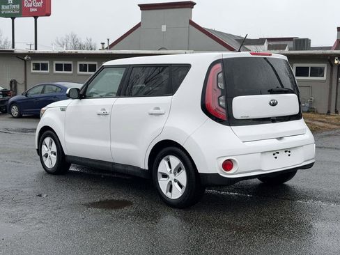 Used 2016 Kia Soul EV image 22
