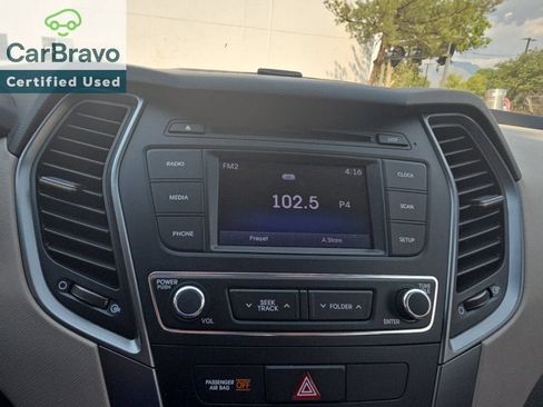 Used 2018 Hyundai Santa Fe Sport FWD image 15