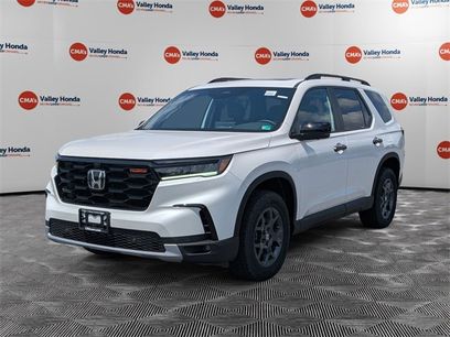 New 2025 Honda Pilot TrailSport