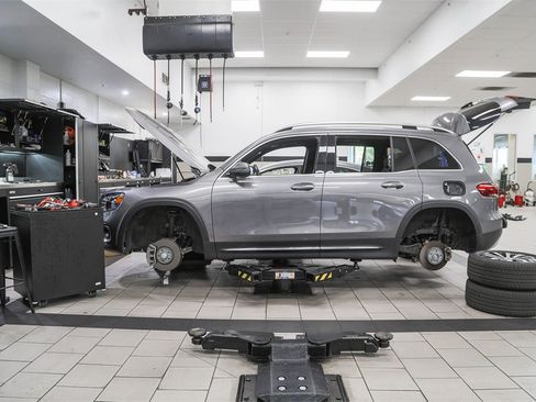 New 2026 Mercedes-Benz GLE 450 4MATIC image 33