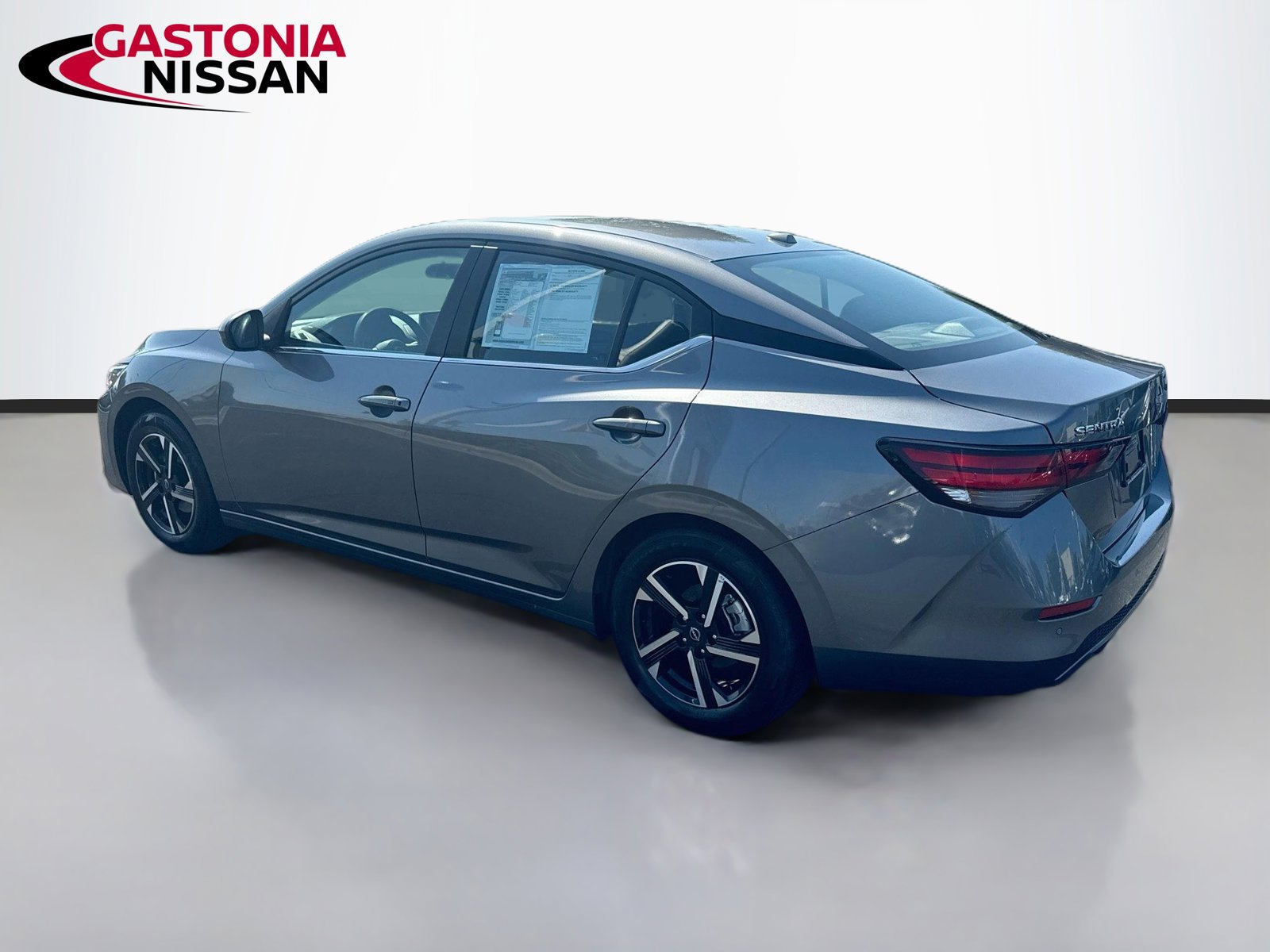 Used 2024 Nissan Sentra SV FWD image 6