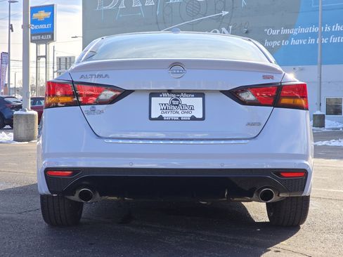 Used 2023 Nissan Altima 2.5 SR w/ SR Premium Package image 25