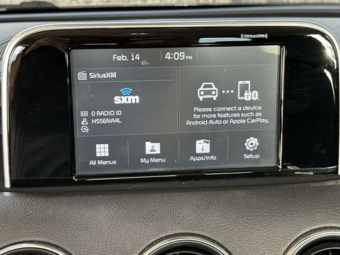Used 2019 Kia Stinger image 12