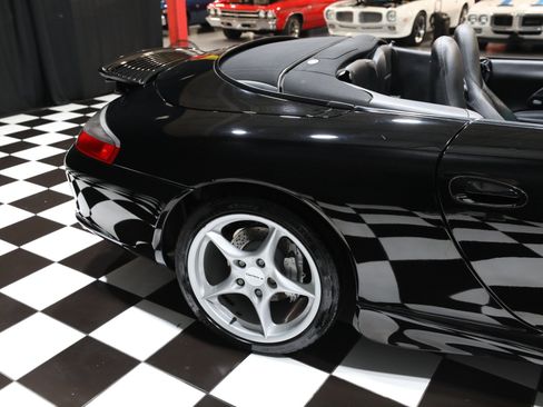 Used 2003 Porsche 911 Carrera 4 AWD/4WD image 24