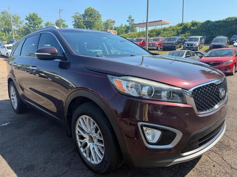 Used 2016 Kia Sorento EX FWD image 3