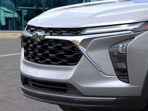 New 2026 Chevrolet Trax LT w/ Sunroof Package image 13