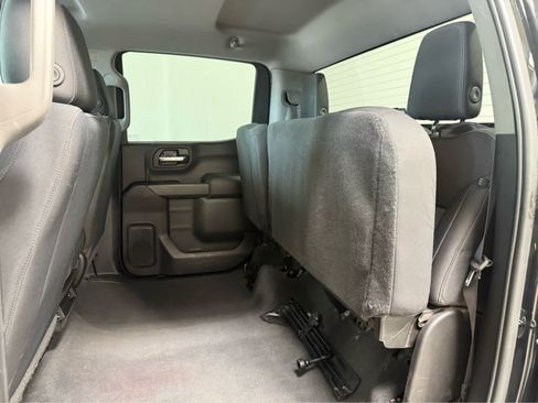 Used 2019 Chevrolet Silverado 1500 Custom w/ Custom Value Package AWD/4WD image 16