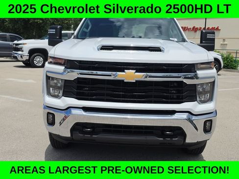 Used 2025 Chevrolet Silverado 2500 LT w/ Convenience Package AWD/4WD image 2