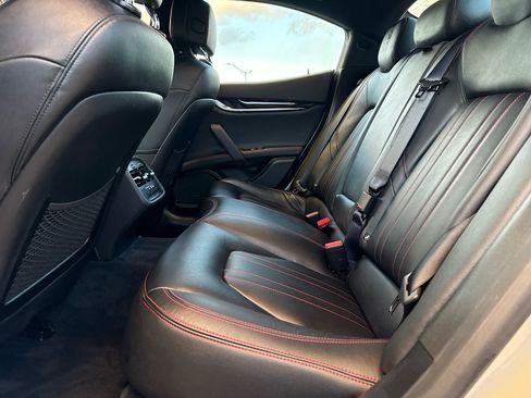 Used 2022 Maserati Ghibli Modena Q4 image 17