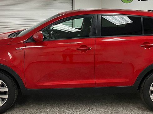 Used 2015 Kia Sportage LX image 8