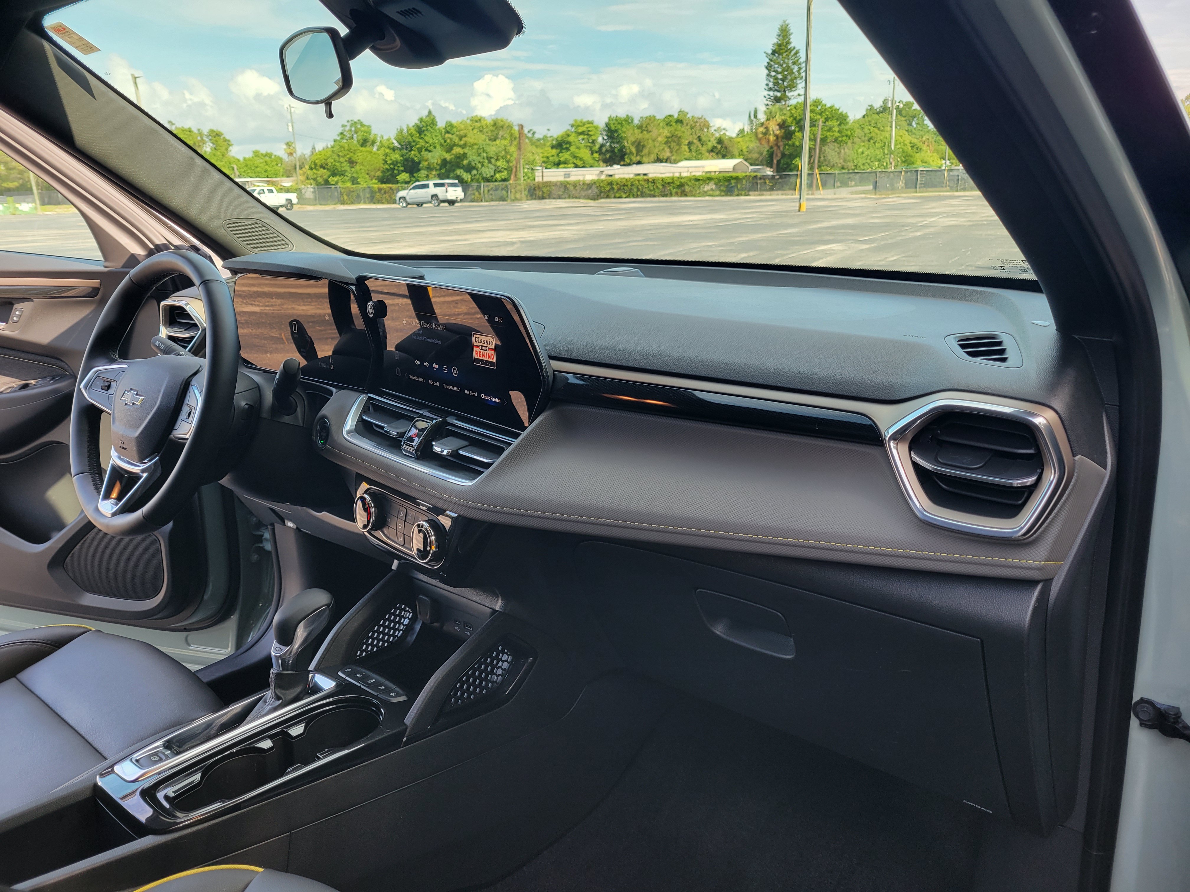 Certified 2025 Chevrolet TrailBlazer ACTIV w/ Driver Confidence Package FWD image 28