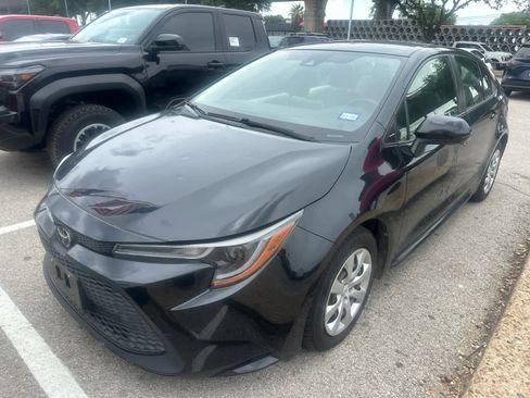 Used 2021 Toyota Corolla LE FWD image 7