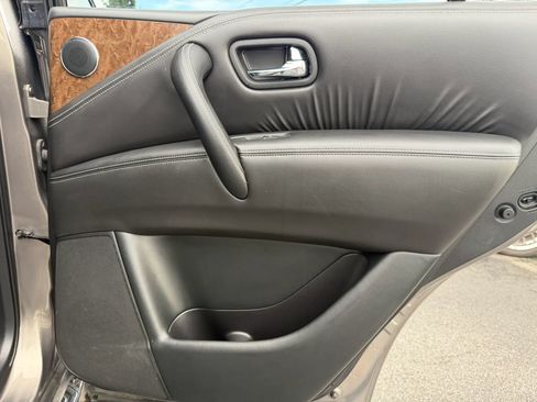 Used 2015 INFINITI QX80 4WD w/ Theater Package image 23
