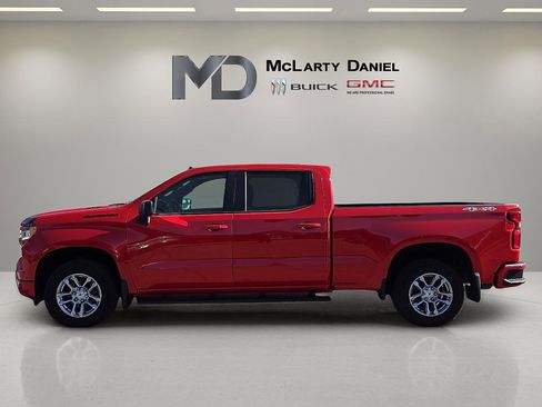 Used 2022 Chevrolet Silverado 1500 RST image 3