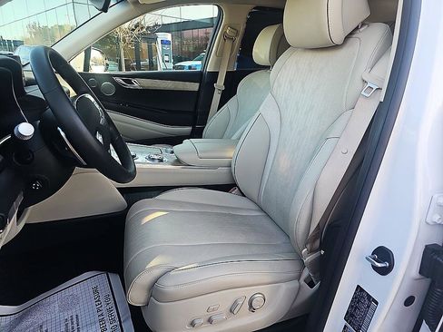 Used 2024 Genesis GV80 3.5T w/ Advanced Package image 17