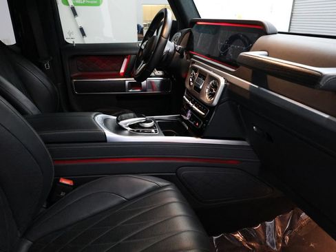 Used 2024 Mercedes-Benz G 550 image 76