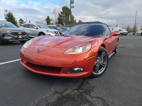 Used 2006 Chevrolet Corvette Coupe w/ Preferred Equipment Group image 7