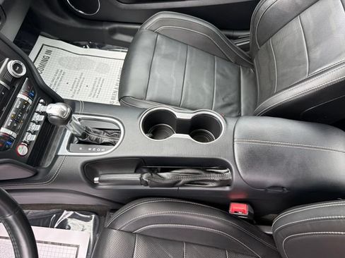 Used 2019 Ford Mustang GT Premium w/ GT Performance Package RWD image 25
