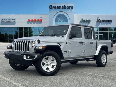 Used 2022 Jeep Gladiator Sport