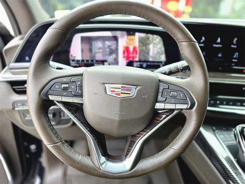 Used 2021 Cadillac Escalade Sport w/ Driver Assist Tech Package image 20