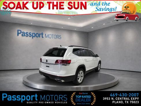 Used 2023 Volkswagen Atlas SE w/ Panoramic Sunroof Package FWD image 6