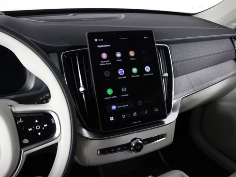 New 2026 Volvo XC90 B6 Ultra image 6