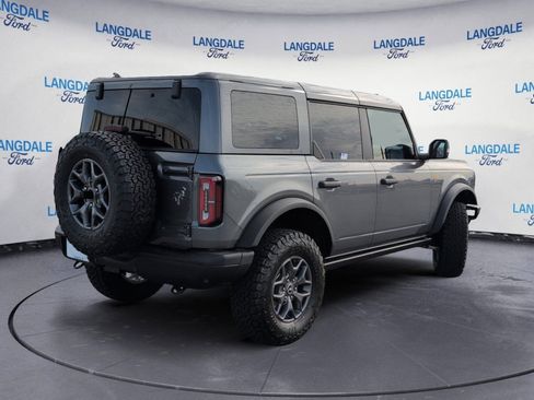 New 2025 Ford Bronco Badlands image 4