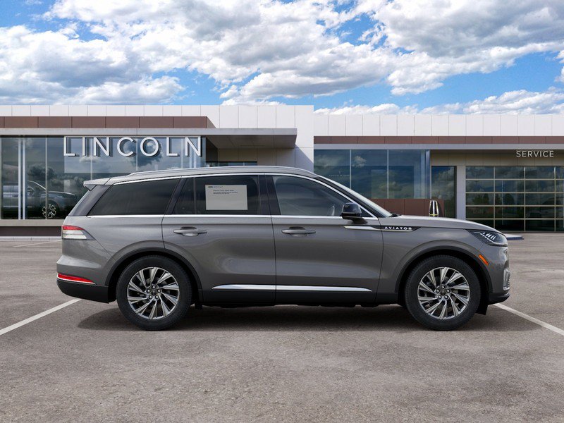 New 2027 Lincoln Aviator AWD image 5