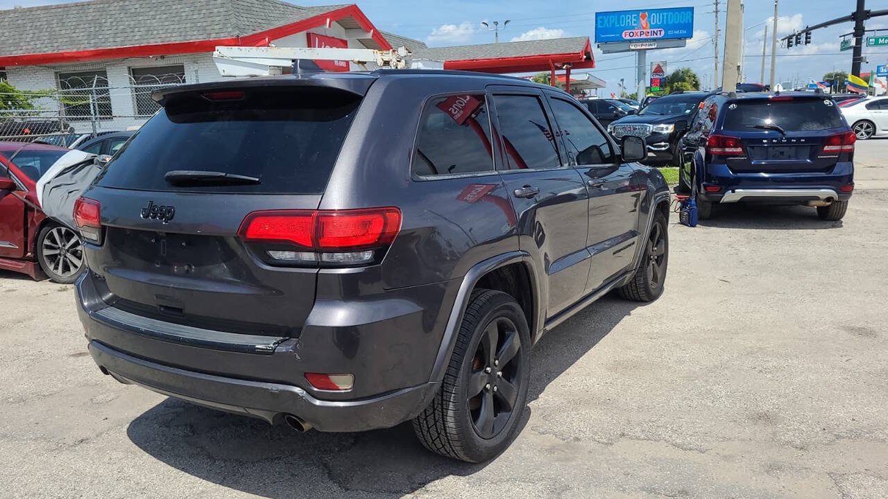 Used 2015 Jeep Grand Cherokee Altitude AWD/4WD image 6