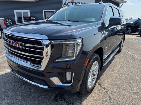 Used 2024 GMC Yukon XL SLT image 9