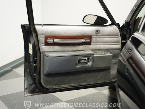 Used 1989 Chevrolet Caprice Classic image 36