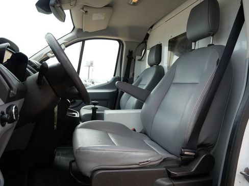 Used 2016 Ford Transit 150 130 Low Roof RWD image 13