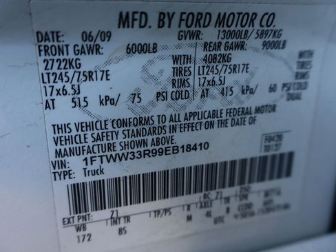 Used 2009 Ford F350 Lariat image 45