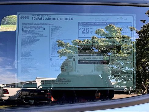 New 2026 Jeep Compass Latitude image 14