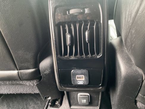 Used 2023 Jeep Compass Latitude AWD/4WD image 22