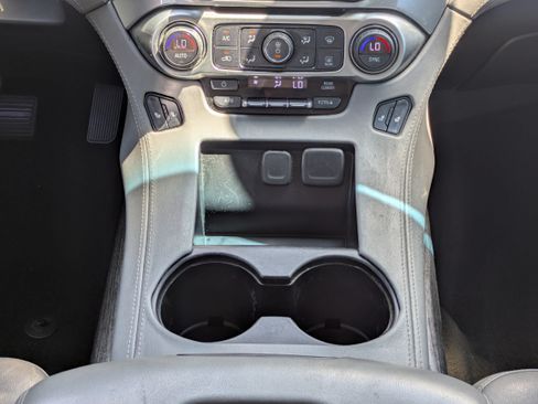 Used 2018 Chevrolet Tahoe LT RWD image 19