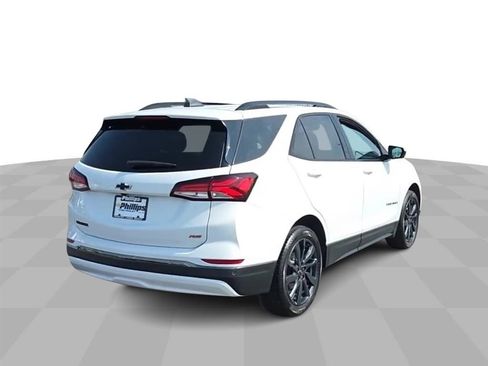 Certified 2023 Chevrolet Equinox RS w/ LPO, Floor Liner Package image 8