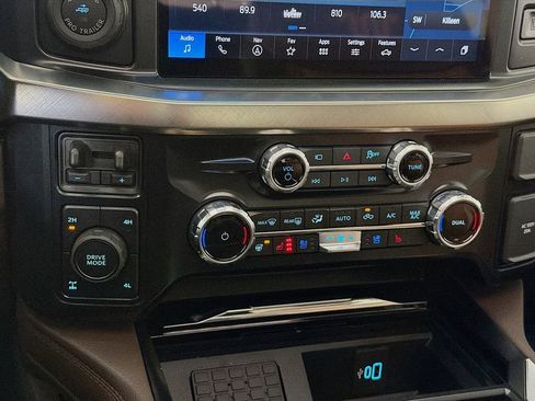 New 2026 Ford F250 King Ranch w/ Chrome Package image 18