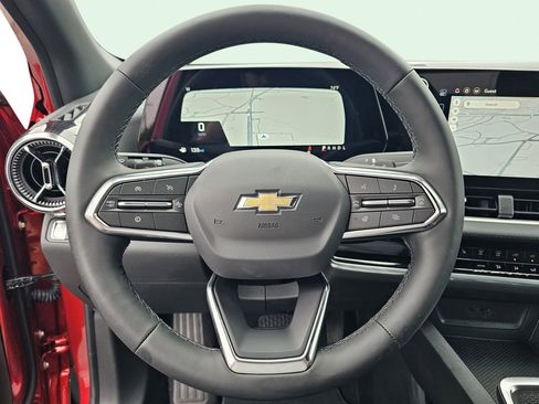 New 2026 Chevrolet Equinox LT FWD image 13